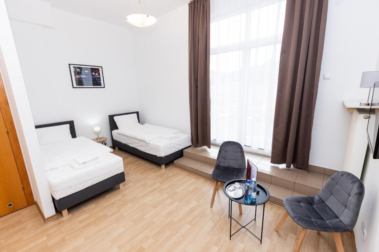 Motel Tor Kielce Cminsk Exterior foto